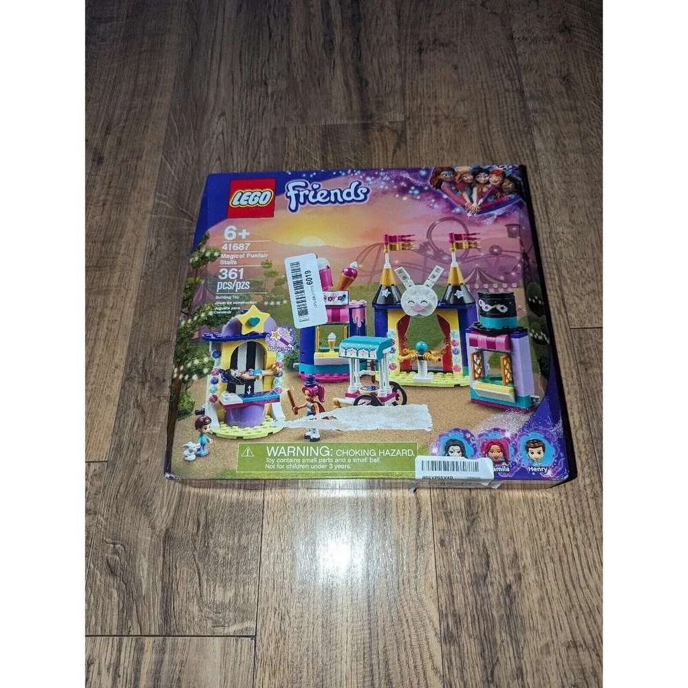 Lego Friends 41687 Magical Funfair Stalls Building Kit 361 Pcs DAMAGED BOX